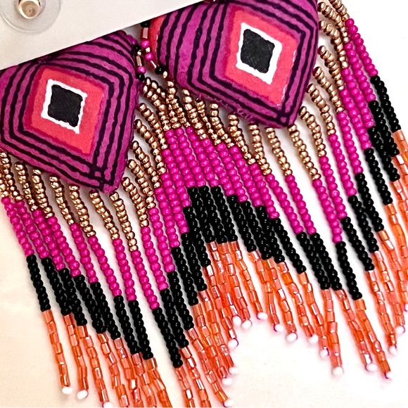 πΊπHPππΊ NWT Deepa Gurnani Beaded Heart Fringe Chandeliers - Picture 12 of 12
